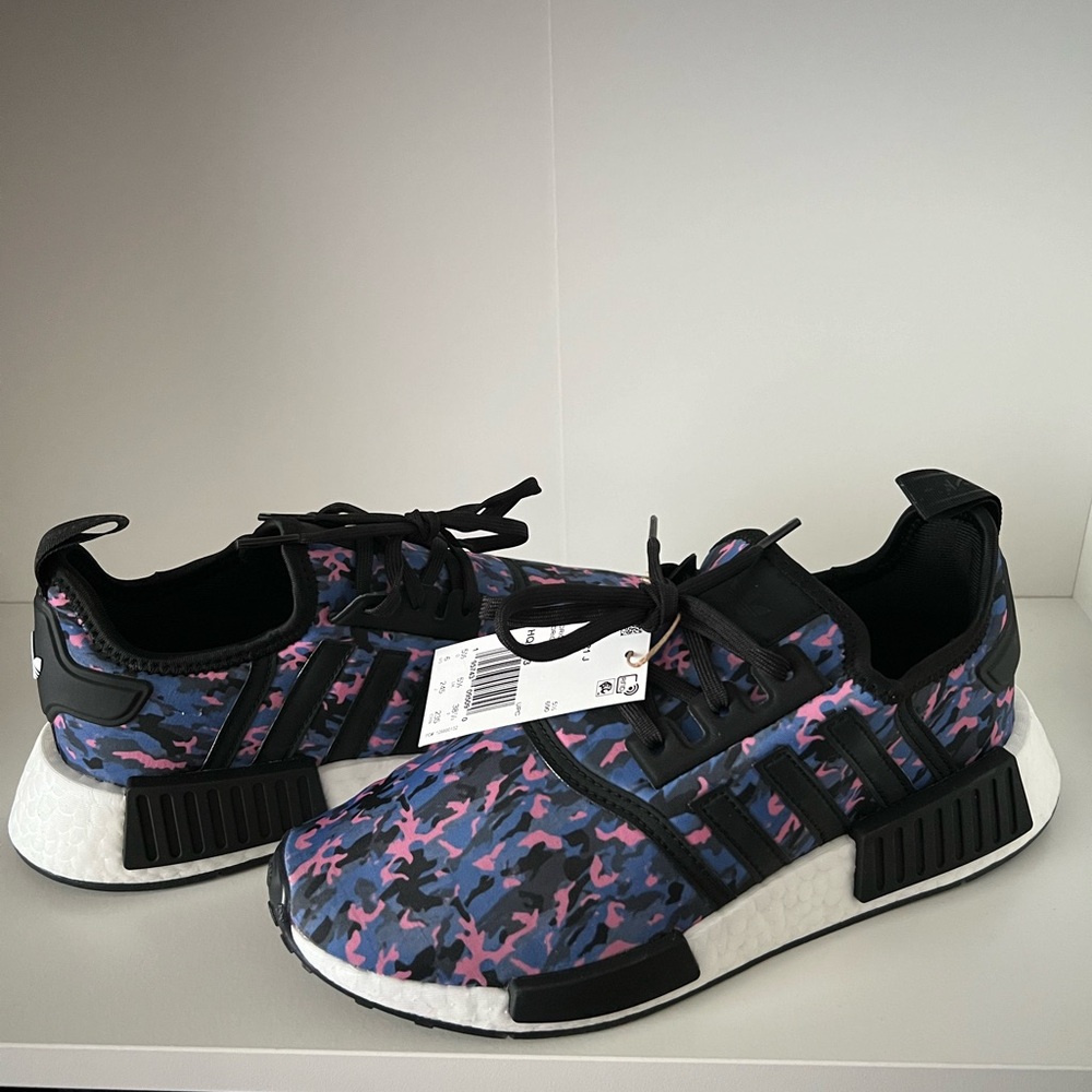 Adidas nmd youth 6 
New with tags 
$65 FIRM